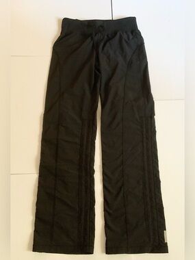 New no tag Zella pants / Capri Ruched Side